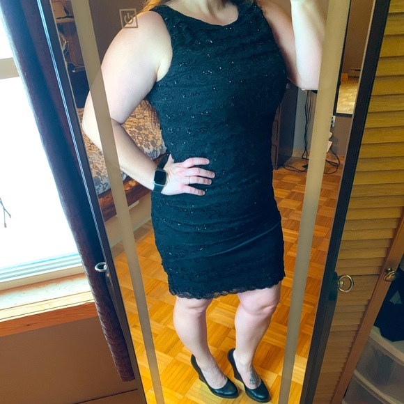 Marina Black Sequin Sleeveless lace Sheath Dress size 12 - Picture 2 of 8
